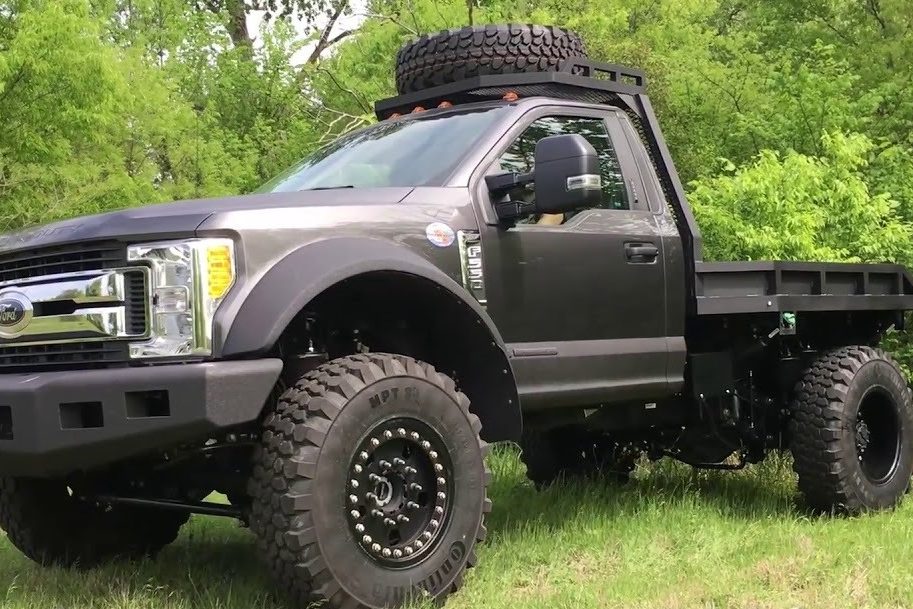 Ford F-550 3